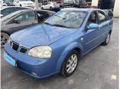 daewoo nubira sedán del año 2004 2