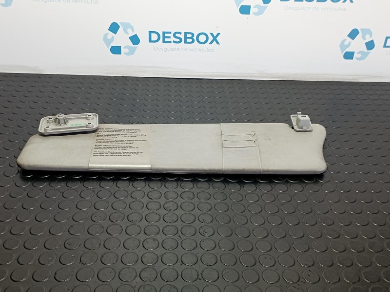 Recambio de parasol izquierdo para iveco daily vi caja/chasis 33s15, 35s15, 35c15 referencia OEM IAM T0793  