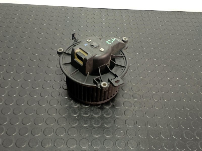 Recambio de motor calefaccion para iveco daily conf. paquetería (sommer) referencia OEM IAM 5M8626100  