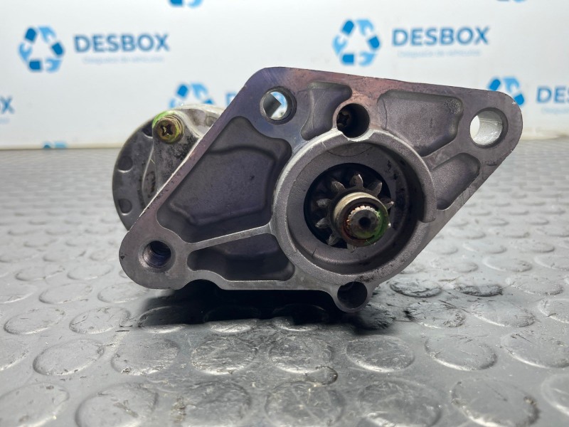Recambio de motor arranque para kia carnival 2.9 crdi referencia OEM IAM 031114140  