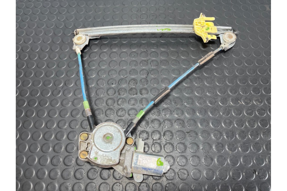 Recambio de elevalunas trasero derecho para citroen xsara picasso 2.0 hdi exclusive plus referencia OEM IAM 9637090880  