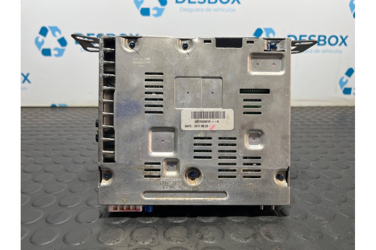 Recambio de sistema audio / radio cd para renault megane iv berlina 5p 1.5 dci referencia OEM IAM 281155981RA  