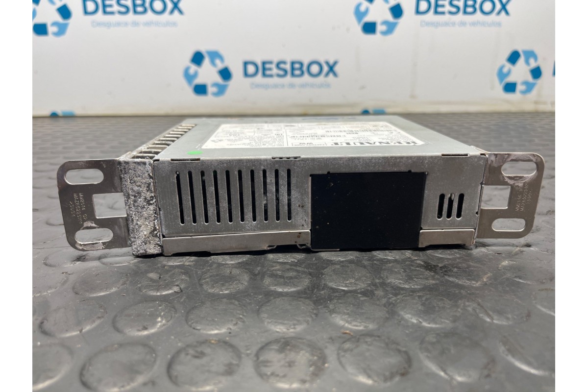 Recambio de sistema audio / radio cd para renault megane iv berlina 5p 1.5 dci referencia OEM IAM 281155981RA  