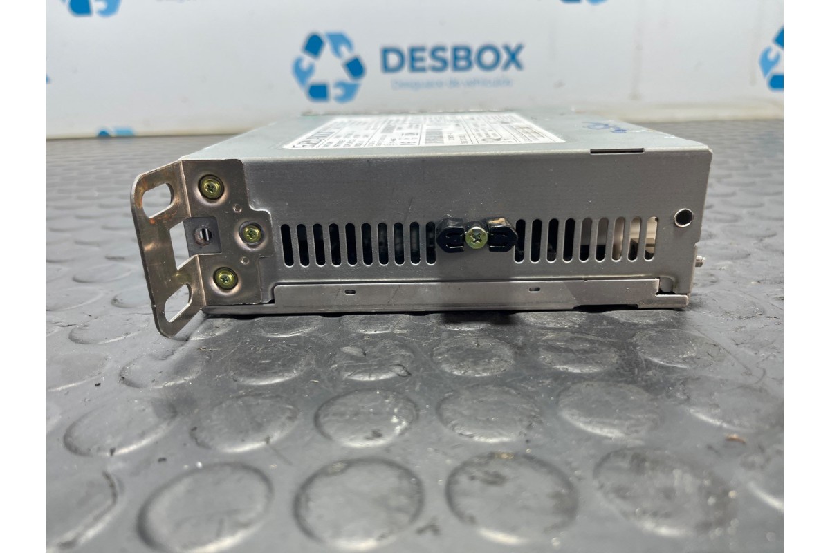 Recambio de sistema audio / radio cd para renault megane iv berlina 5p 1.5 dci referencia OEM IAM 281155981RA  