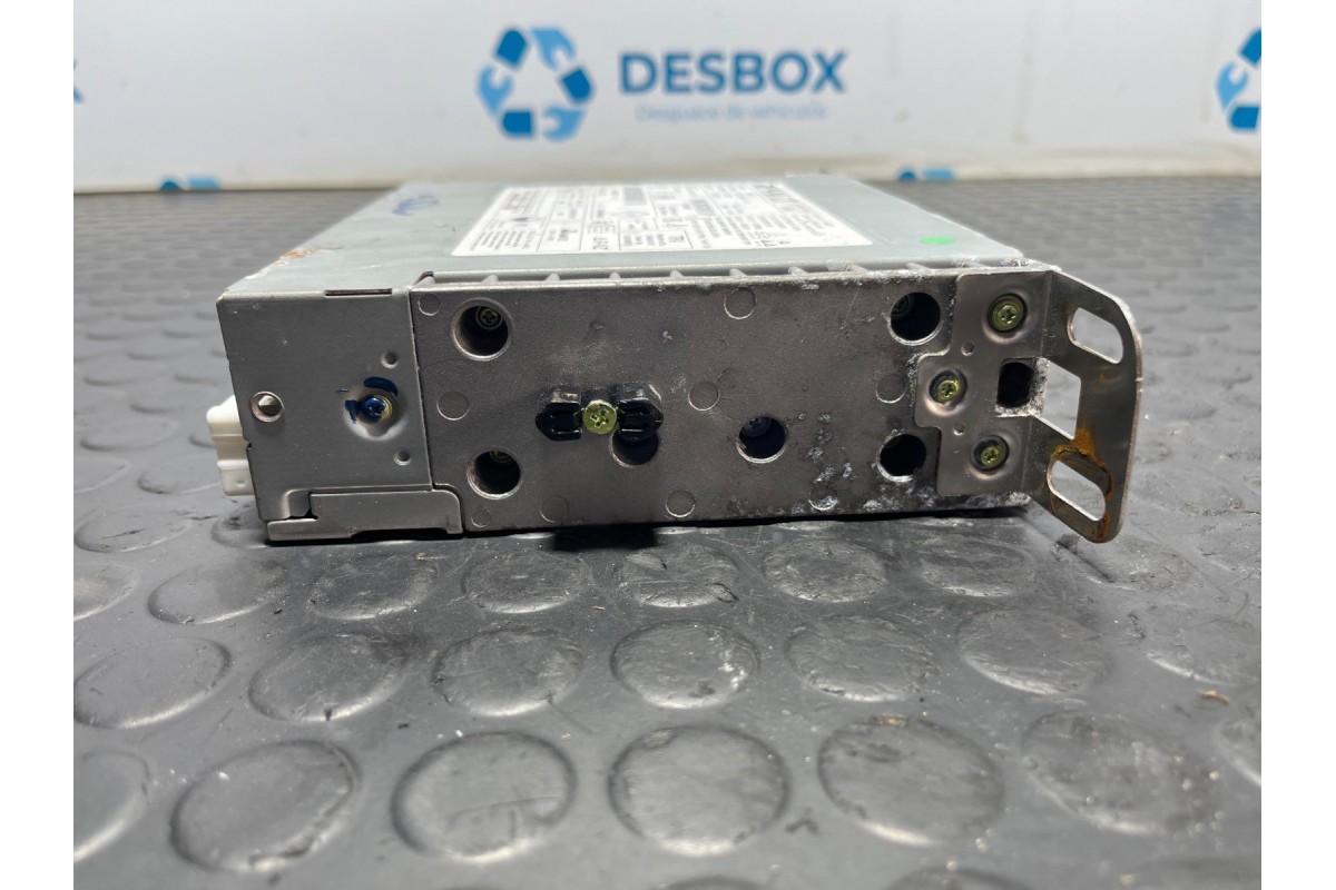 Recambio de sistema audio / radio cd para renault megane iv berlina 5p 1.5 dci referencia OEM IAM 281155981RA  