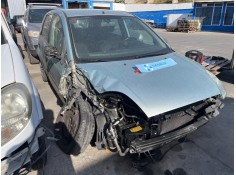 ford fiesta (cbk) del año 2004