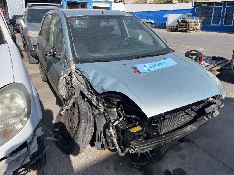 ford fiesta (cbk) del año 2004