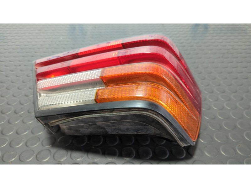 Recambio de piloto trasero izquierdo para mercedes-benz clase e (w124) berlina 3.0 diesel referencia OEM IAM 163023  