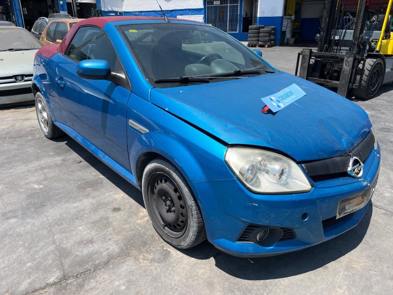 opel tigra twintop del año 2005