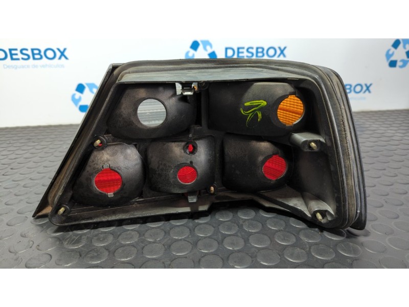 Recambio de piloto trasero izquierdo para mercedes-benz clase e (w124) berlina 3.0 diesel referencia OEM IAM 163023  