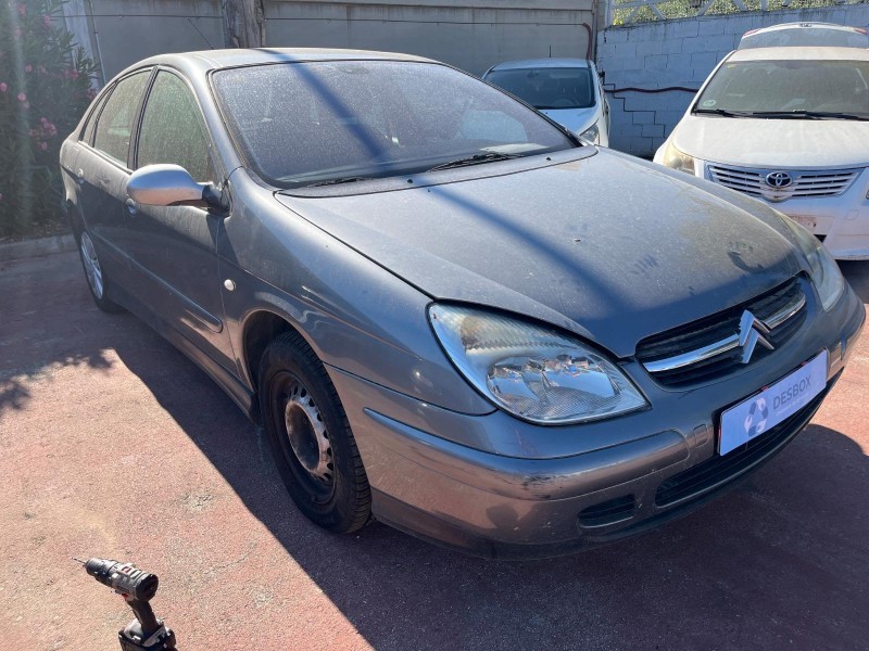 citroen c5 berlina del año 2001
