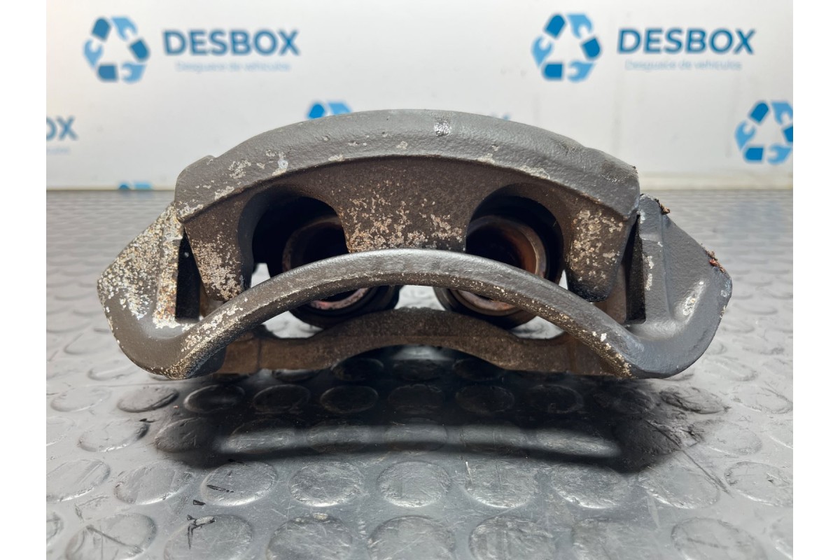 Recambio de pinza de freno trasera derecha para mercedes-benz sprinter 02.00  caja abierta 2.2 cdi referencia OEM IAM BOSCH RE22