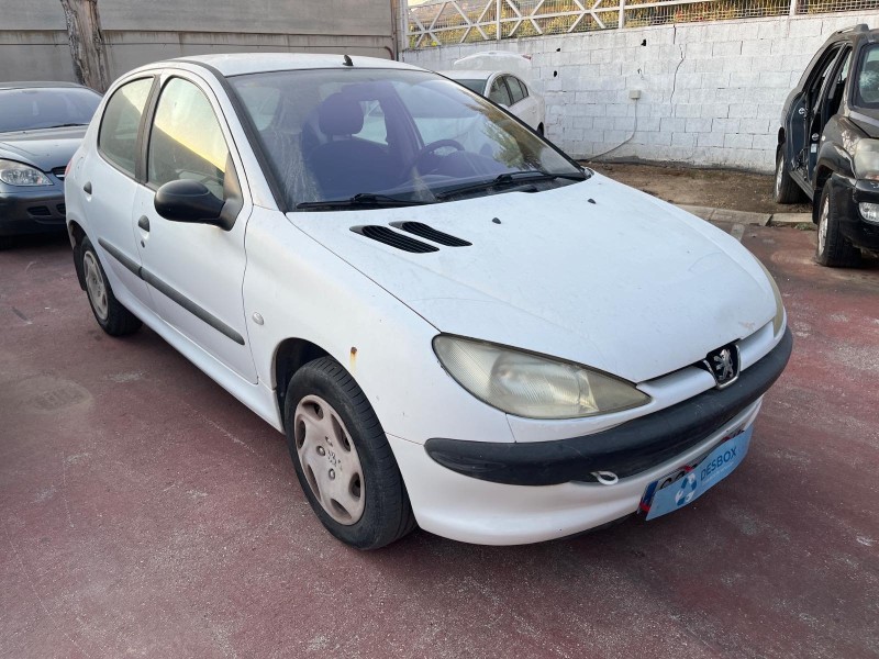 peugeot 206 berlina del año 2001