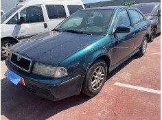 skoda octavia berlina (1u2) del año 1997 2