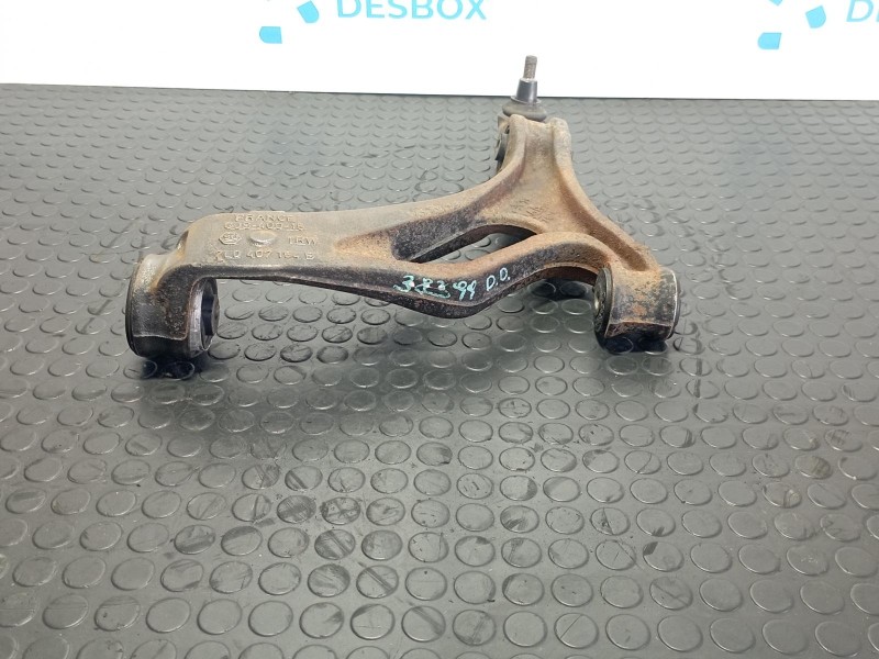 Recambio de brazo derecho inferior delantero para volkswagen touareg (7la) 5.0 v10 referencia OEM IAM 7L0407154B  