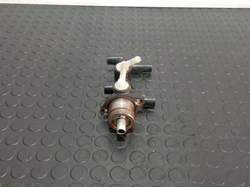 Recambio de bomba freno para piaggio (vespa) porter caja/chasis electric referencia OEM IAM B0059135  