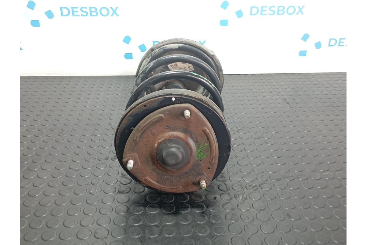 Recambio de amortiguador delantero derecho para kia carnival ii 2.9 crdi lx referencia OEM IAM 546014D200  