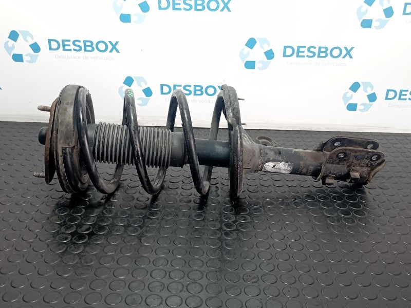 Recambio de amortiguador delantero izquierdo para kia carnival ii 2.9 crdi lx referencia OEM IAM 546004D200  