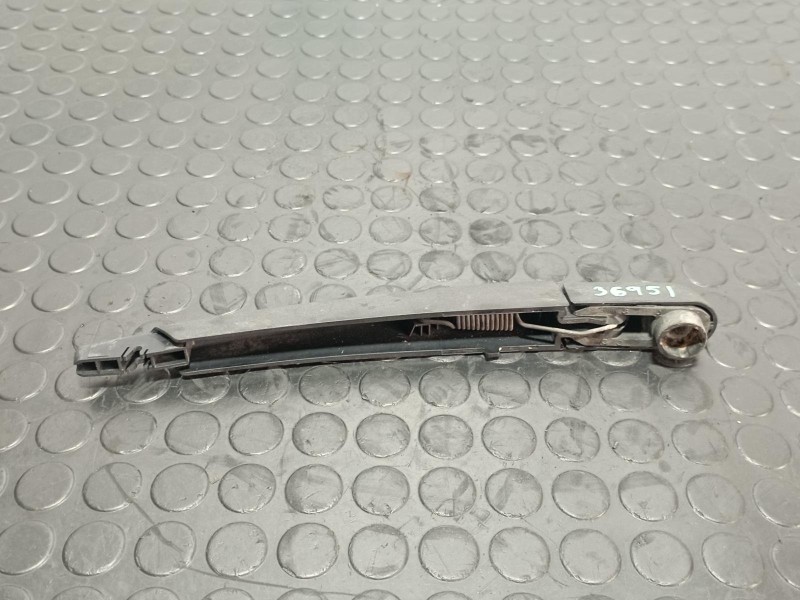 Recambio de brazo limpia trasero para nissan qashqai (j11) referencia OEM IAM 37029817  