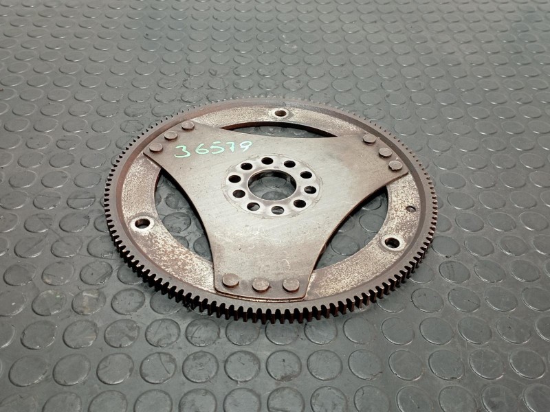 Recambio de volante motor para porsche cayenne (typ 9pa) básico referencia OEM IAM 022105323E  
