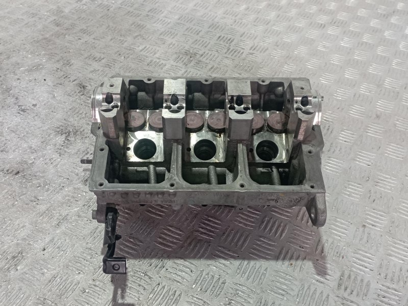 Recambio de culata para seat ibiza (6l1) 1.4 tdi referencia OEM IAM 045103373H  