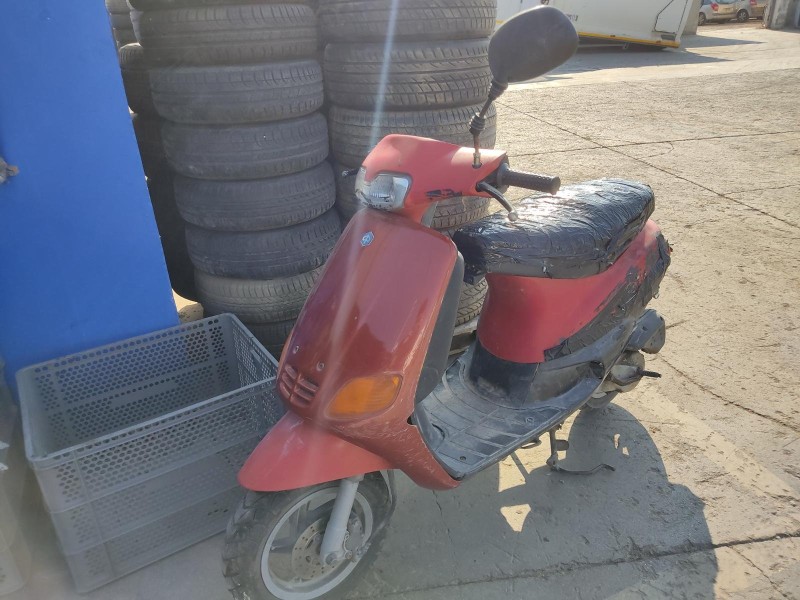 piaggio (vespa) zip del año 1950
