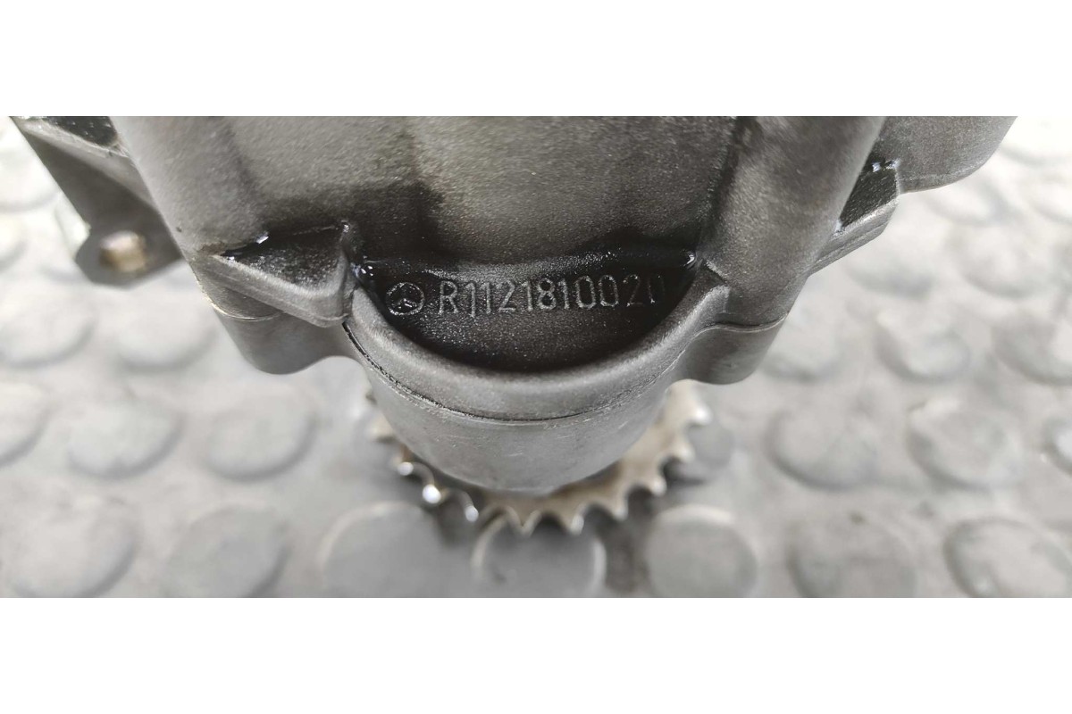 Recambio de bomba aceite para mercedes-benz vito caja cerrada 6.03  109 cdi compacto (639.601) referencia OEM IAM 6061810801  