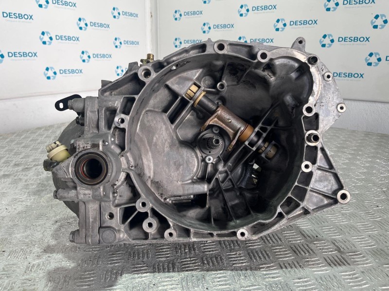 Recambio de caja cambios para peugeot expert kombi 1.9 td referencia OEM IAM 20LE44  