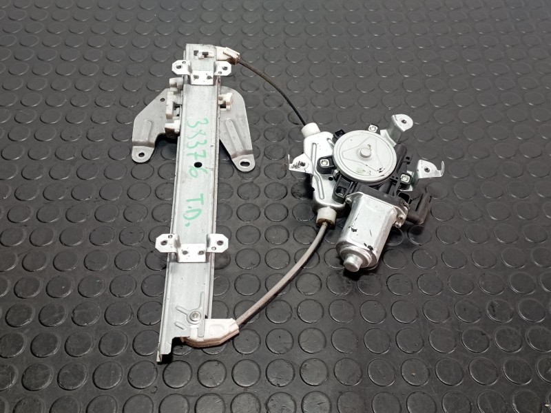 Recambio de elevalunas trasero derecho para nissan murano (z50) referencia OEM IAM 82720CA000  