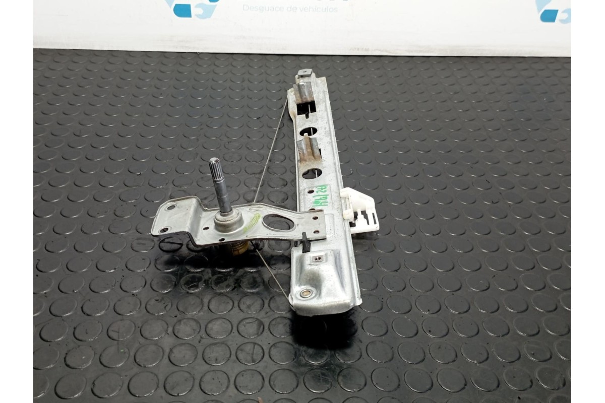 Recambio de elevalunas trasero izquierdo para renault megane ii berlina 5p 1.6 16 v referencia OEM IAM 190011782  