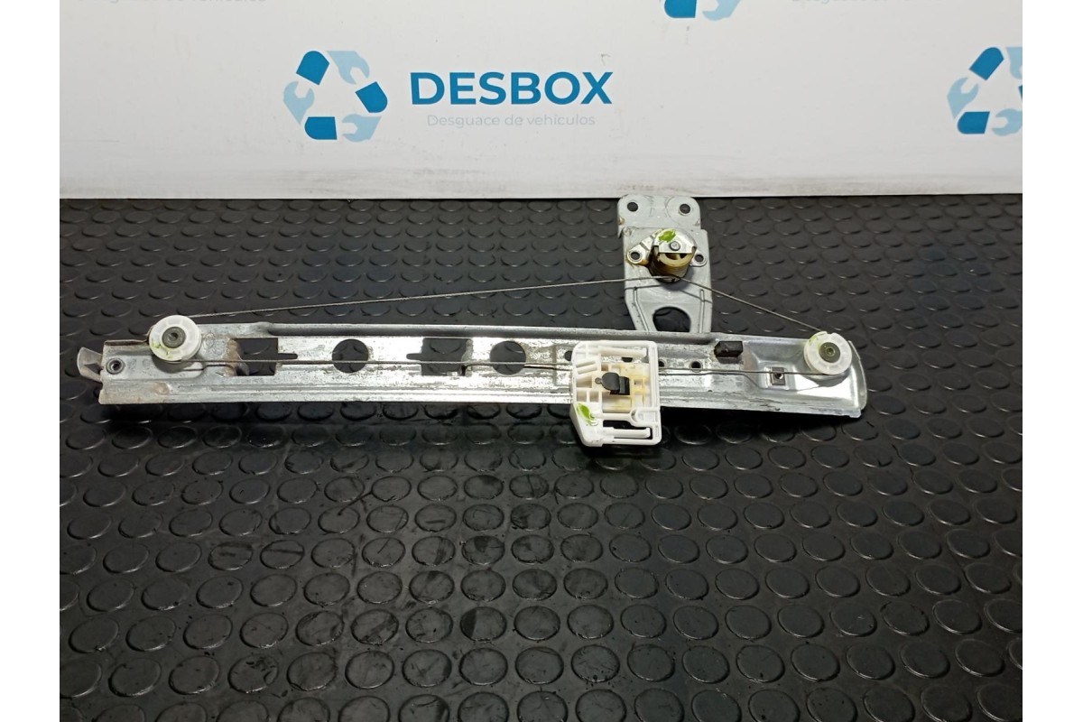 Recambio de elevalunas trasero izquierdo para renault megane ii berlina 5p 1.6 16 v referencia OEM IAM 190011782  