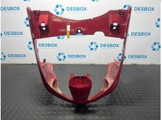 Recambio de moldura para yamaha yp 250 majesty referencia OEM IAM   