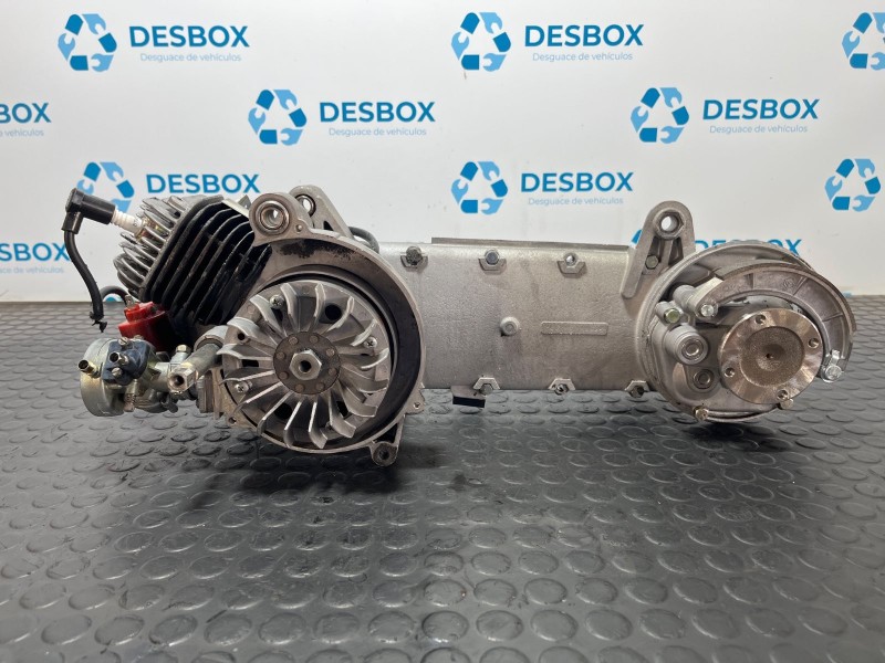 Recambio de motor para motovespa vespino f9e referencia OEM IAM 83M  