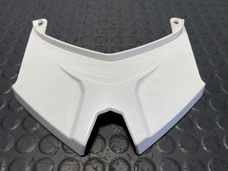 Recambio de moldura para wottan storm sy125t referencia OEM IAM   