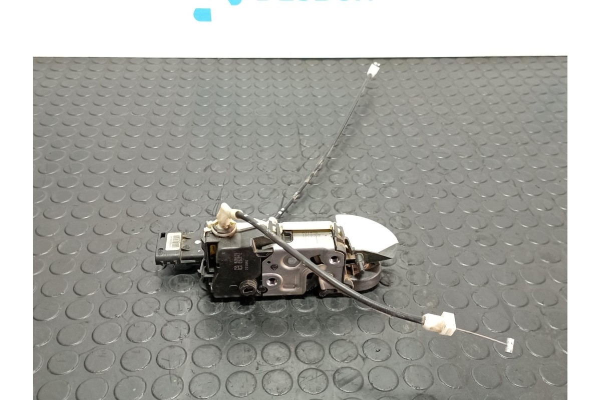 Recambio de cerradura puerta trasera izquierda para ford focus berlina (cak) 1.8 tdci referencia OEM IAM A01863  
