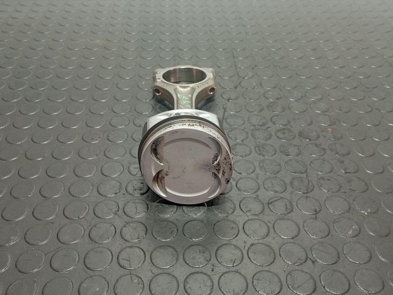 Recambio de piston para porsche cayenne (typ 9pa) básico referencia OEM IAM R041  