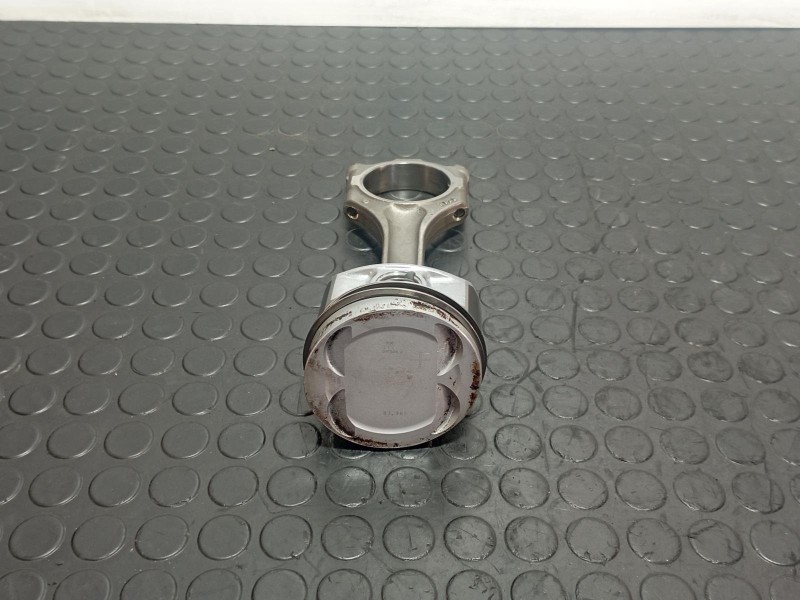 Recambio de piston para porsche cayenne (typ 9pa) básico referencia OEM IAM R041  