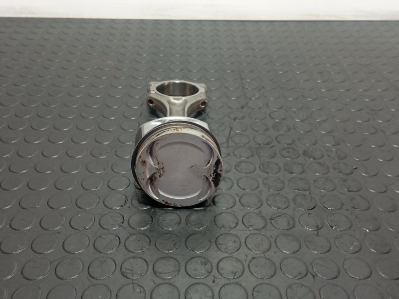 Recambio de piston para porsche cayenne (typ 9pa) básico referencia OEM IAM R041  