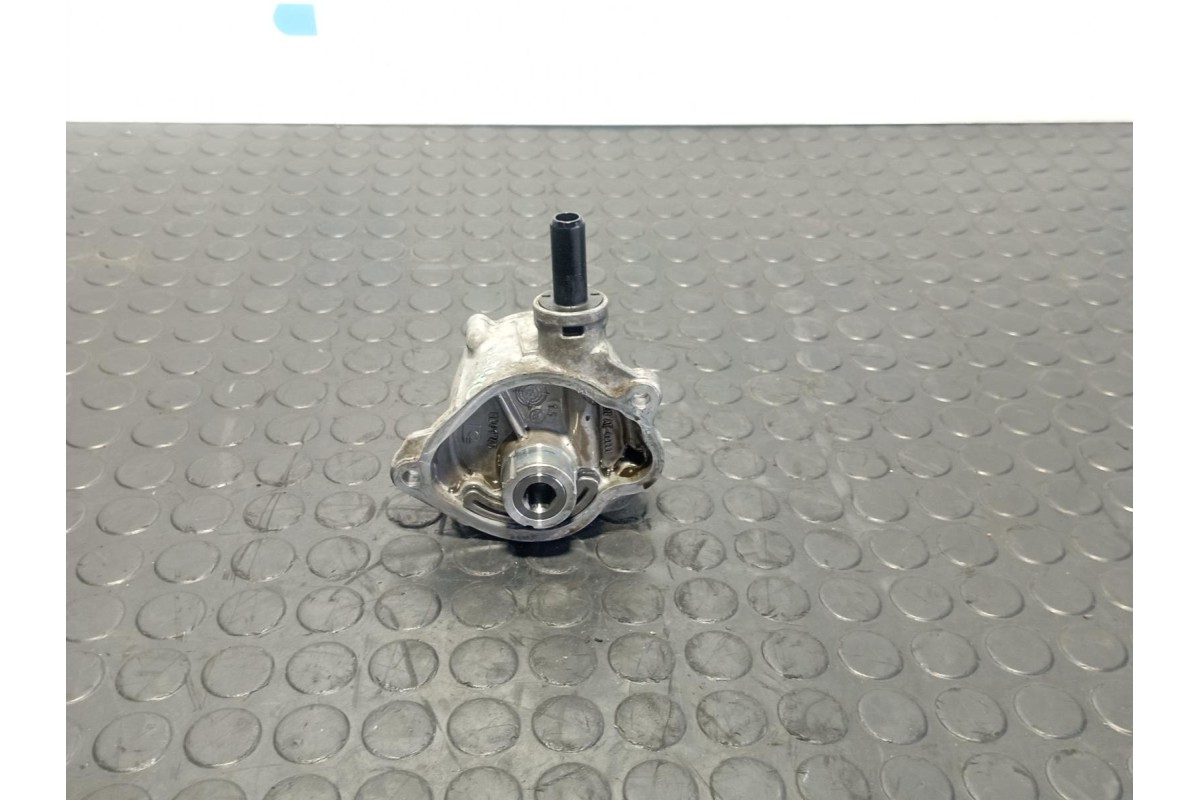 Recambio de depresor freno / bomba vacio para mercedes-benz clase a (w176) 2.2 referencia OEM IAM A6512300465  
