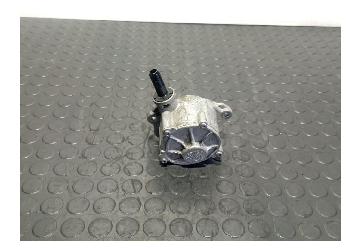 Recambio de depresor freno / bomba vacio para mercedes-benz clase a (w176) 2.2 referencia OEM IAM A6512300465  