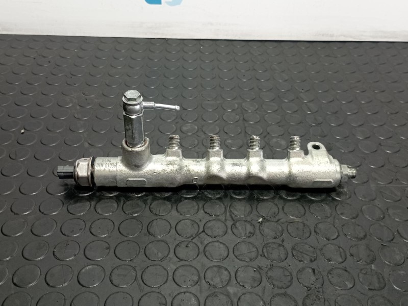 Recambio de rampa inyectora para opel astra j lim. referencia OEM IAM 13032065949  