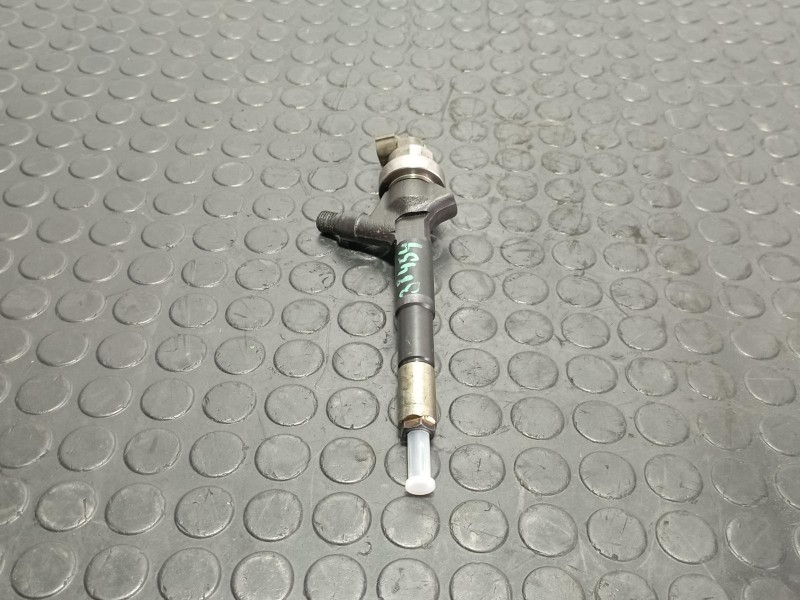 Recambio de inyector para opel astra j lim. referencia OEM IAM 8973762703  