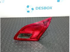 Recambio de piloto porton derecho para opel astra j lim. referencia OEM IAM 13306456  