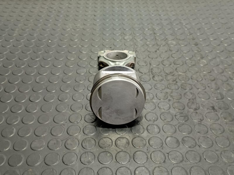 Recambio de piston para mercedes-benz clase sl (w129) 300 (129.061) referencia OEM IAM 1170303518  
