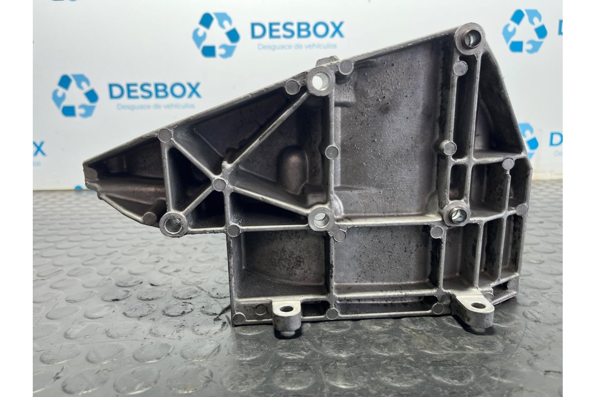 Recambio de soporte alternador para mercedes-benz clase sl (w129) 300 (129.061) referencia OEM IAM 1041550135  
