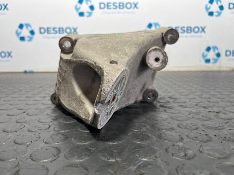 Recambio de soporte motor para volkswagen touareg (7la) 5.0 v10 referencia OEM IAM 07Z199308B  