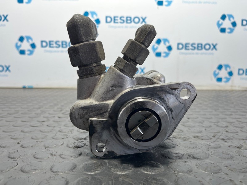 Recambio de bomba direccion para renault 42aea10 18008b referencia OEM IAM 5010557602  