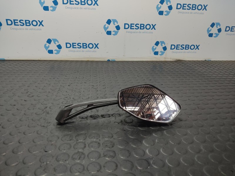 Recambio de retrovisor derecho para wottan storm sy125t referencia OEM IAM   