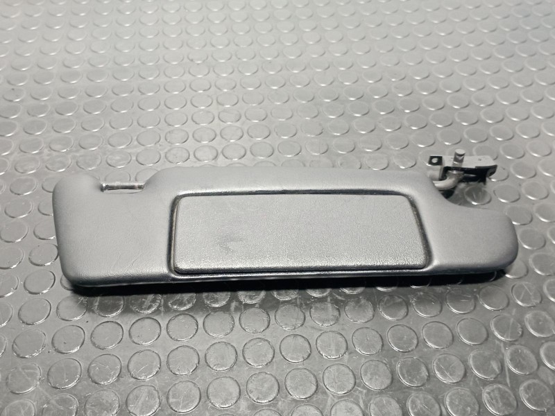 Recambio de parasol derecho para mercedes-benz clase sl (w129) 500 sl referencia OEM IAM A1298101210  