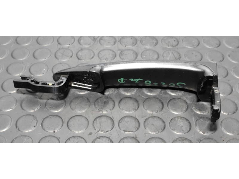Recambio de maneta delantera izquierda para bmw serie 3 lim. (f30) 318d advantage referencia OEM IAM E9XL1  